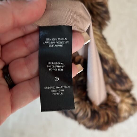 $549 UNREAL FUR Orient Express coat ANTHROPOLOGIE  REVOLVE S - Picture 10 of 11